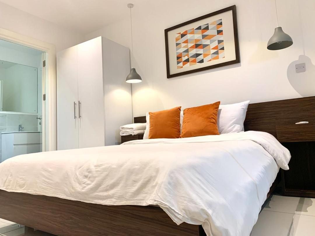 One Bedroom Apartment At A Embassy Gardens Cantonments Аккра Экстерьер фото