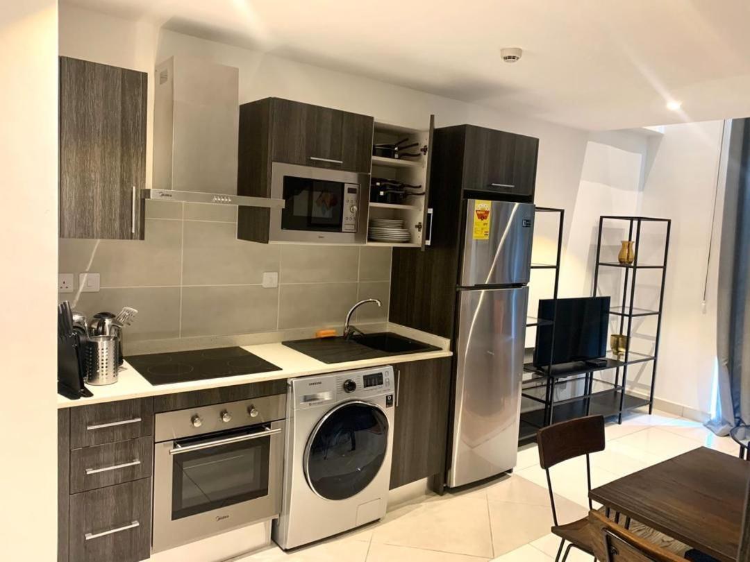 One Bedroom Apartment At A Embassy Gardens Cantonments Аккра Экстерьер фото