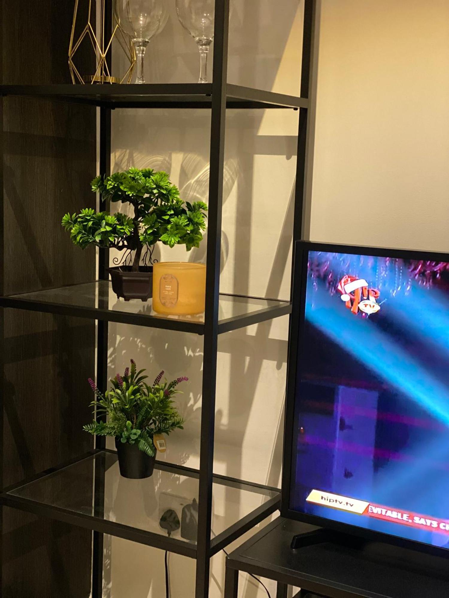 One Bedroom Apartment At A Embassy Gardens Cantonments Аккра Экстерьер фото